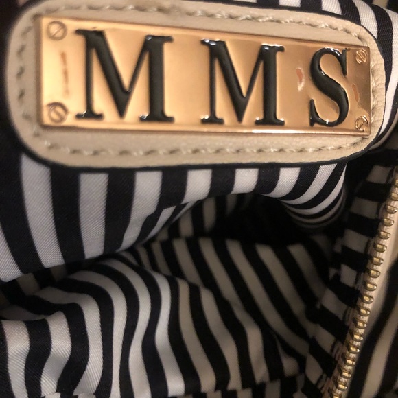 💜Crossbody Cream Purse - Picture 10 of 10